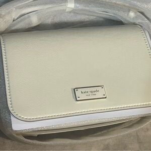 Kate Spade Cream Wristlet